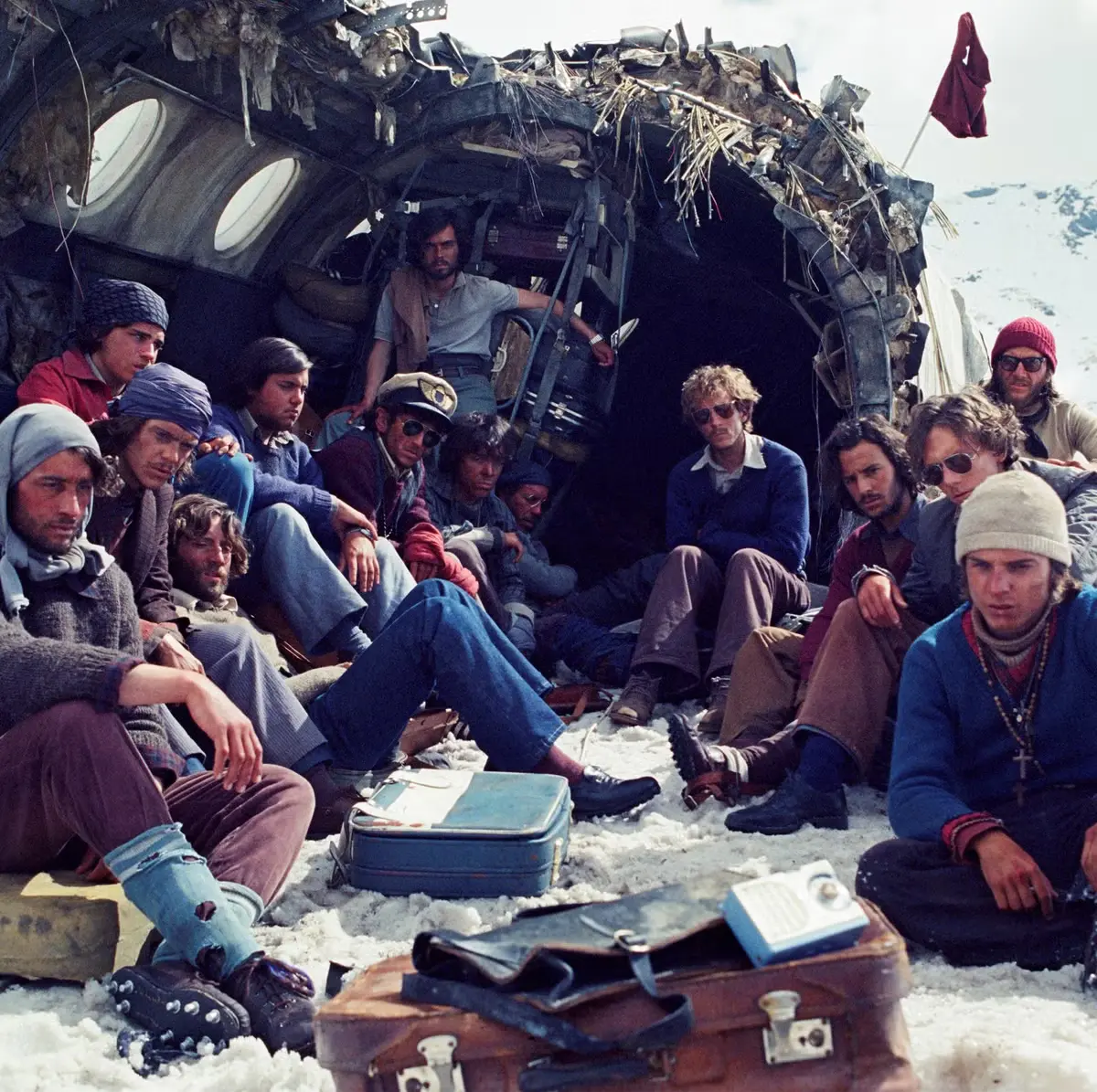 La sociedad de la nieve: la política después del desastre