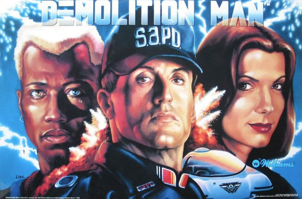 Demolition Man y la policía moral del futuro que ya llegó