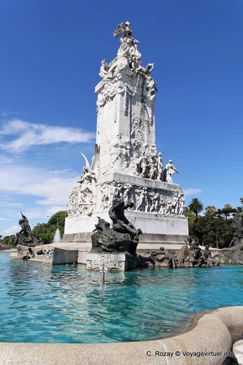 Monumento a la Carta Magna y sus cuatro Regiones