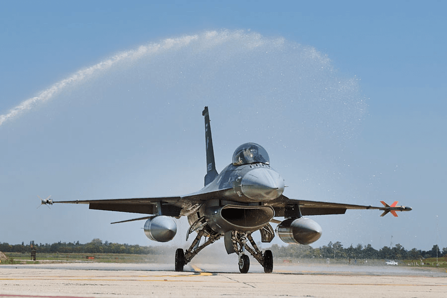 El F-16 argentino: Una llegada histórica